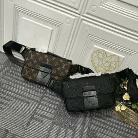 Picture of LV Mens Bags _SKUfw100363417fw